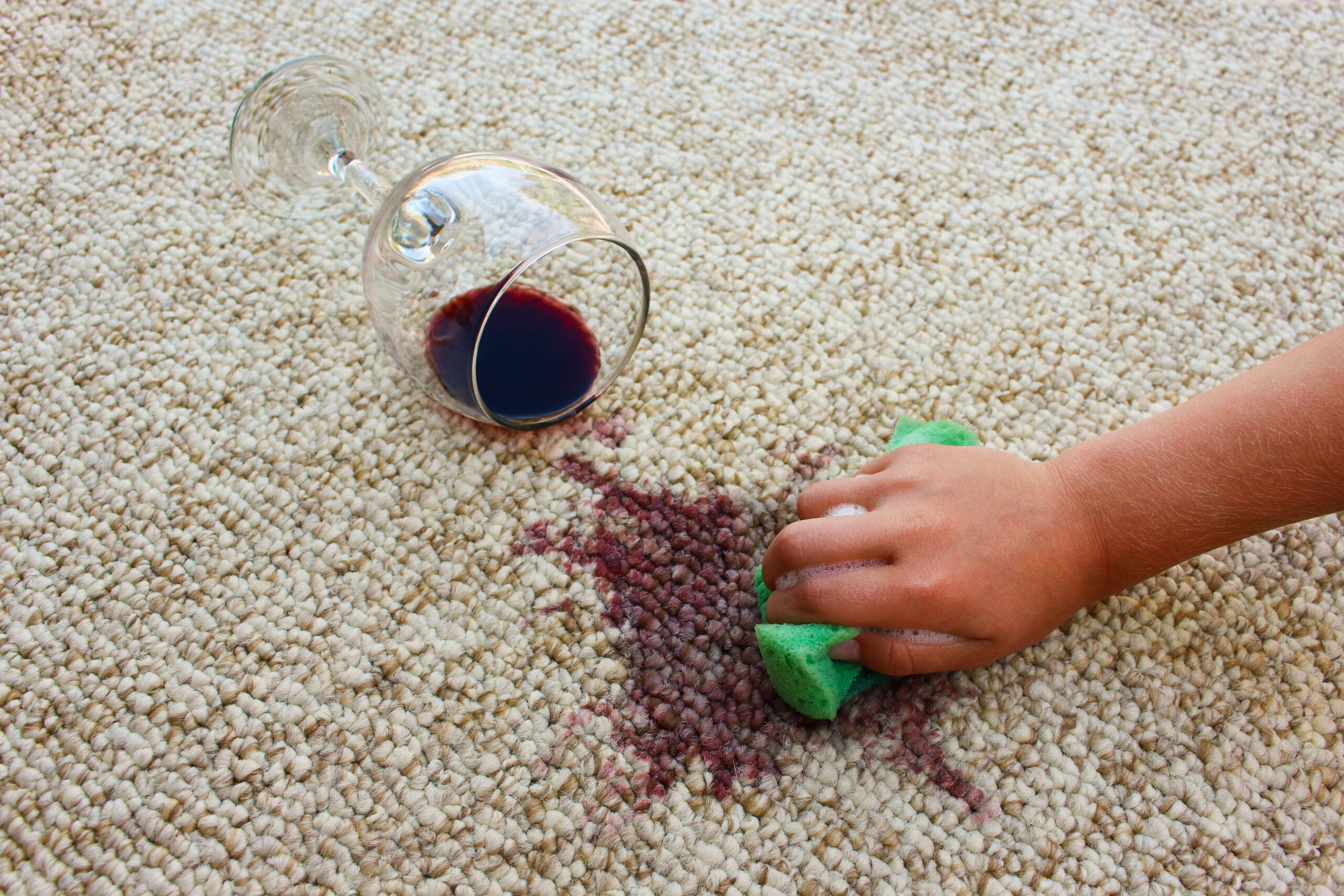 How to Clean Up Spilled Honey From a Carpet?