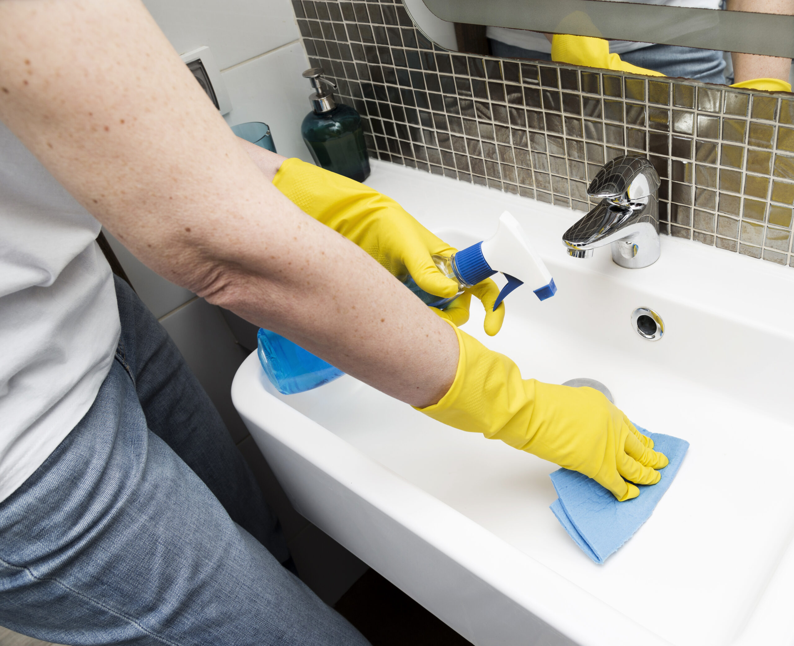 Can You Use a Septic Cleaner in a Regular Toilet? – A Guide to Bathroom Cleaning
