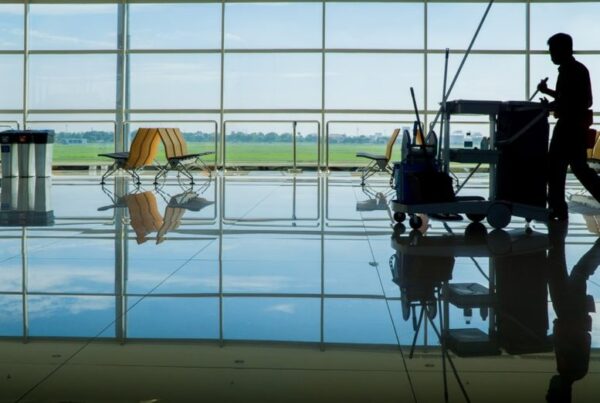 Why Hire a Commercial Cleaning Service