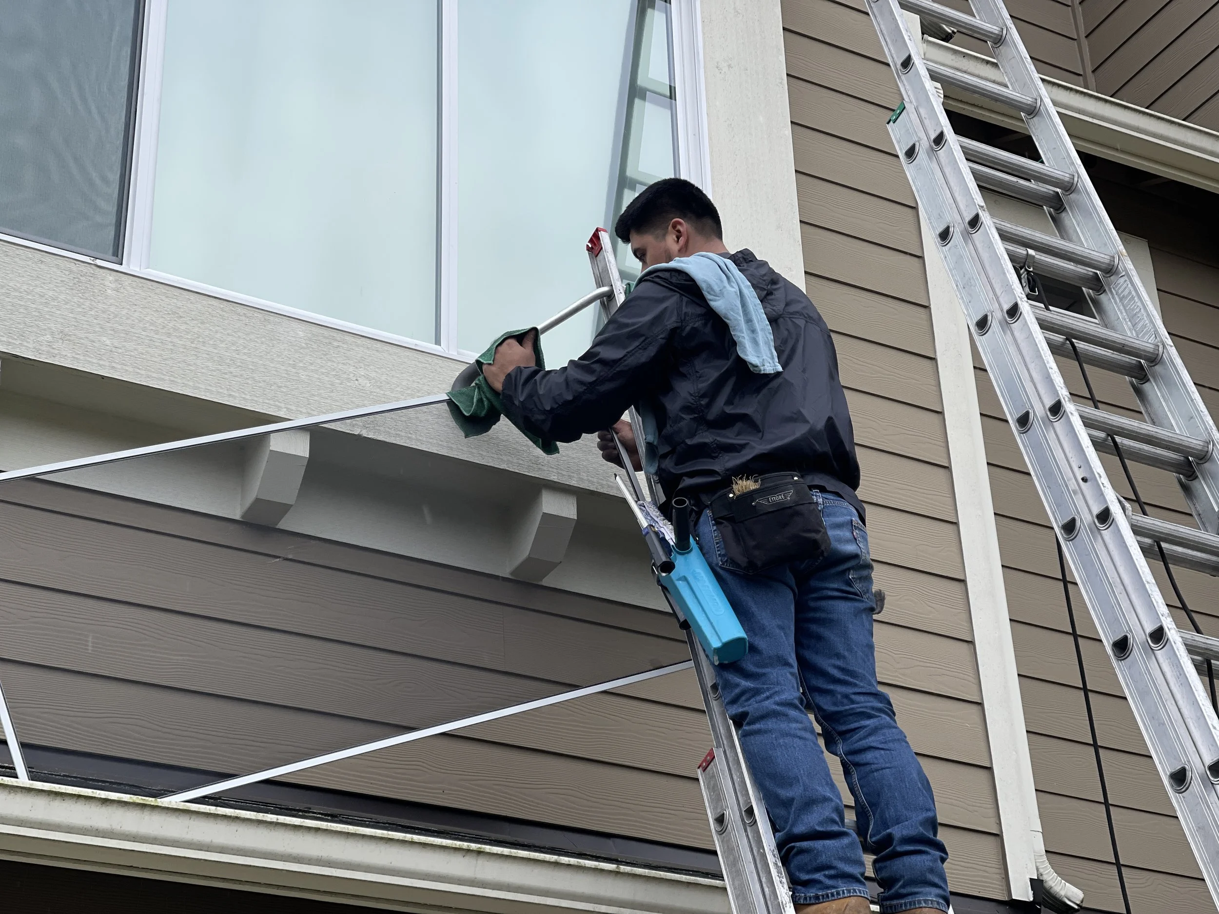 How to Price Commercial Window Cleaning