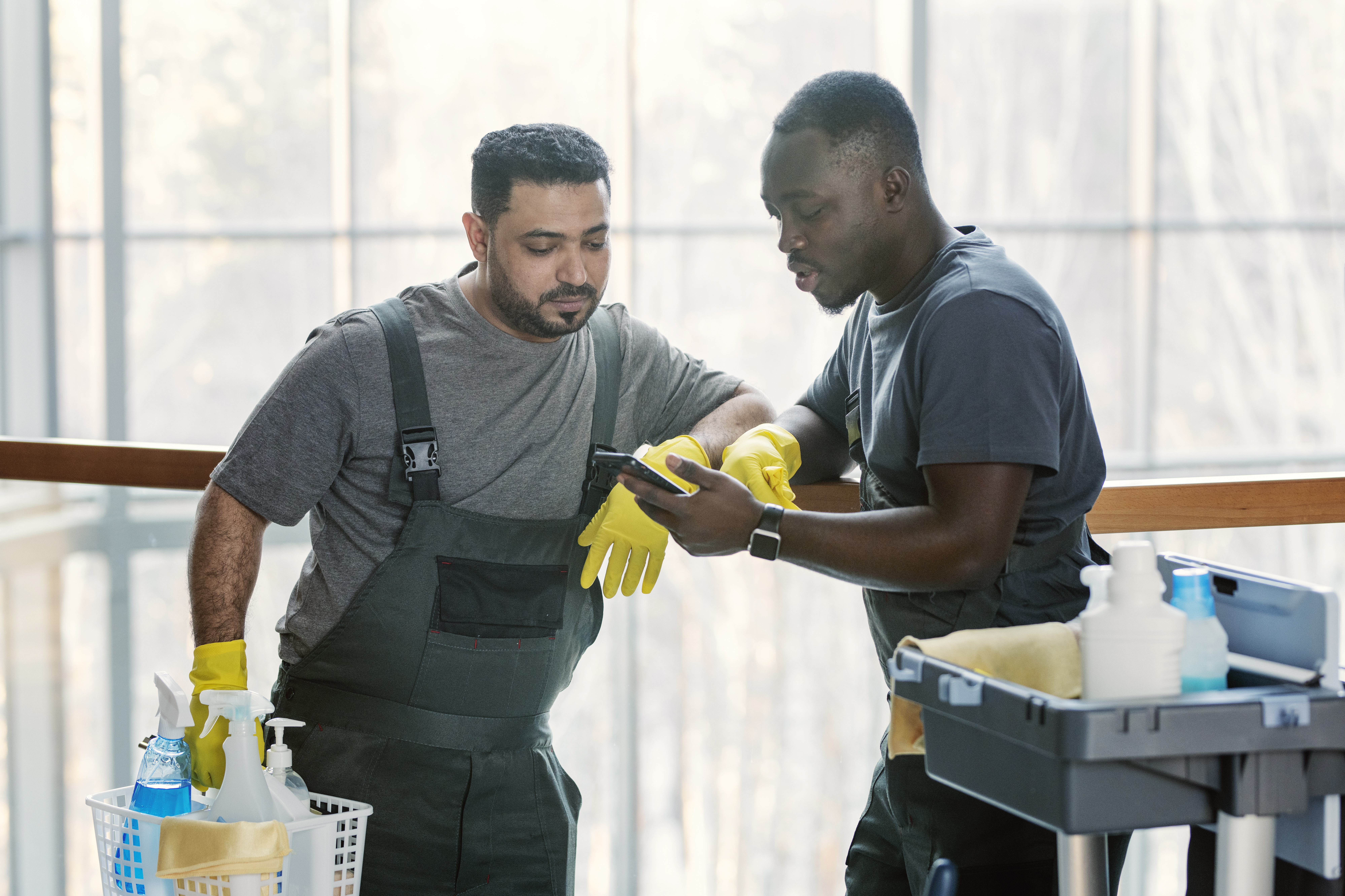 Why Hire a Commercial Cleaning Service?