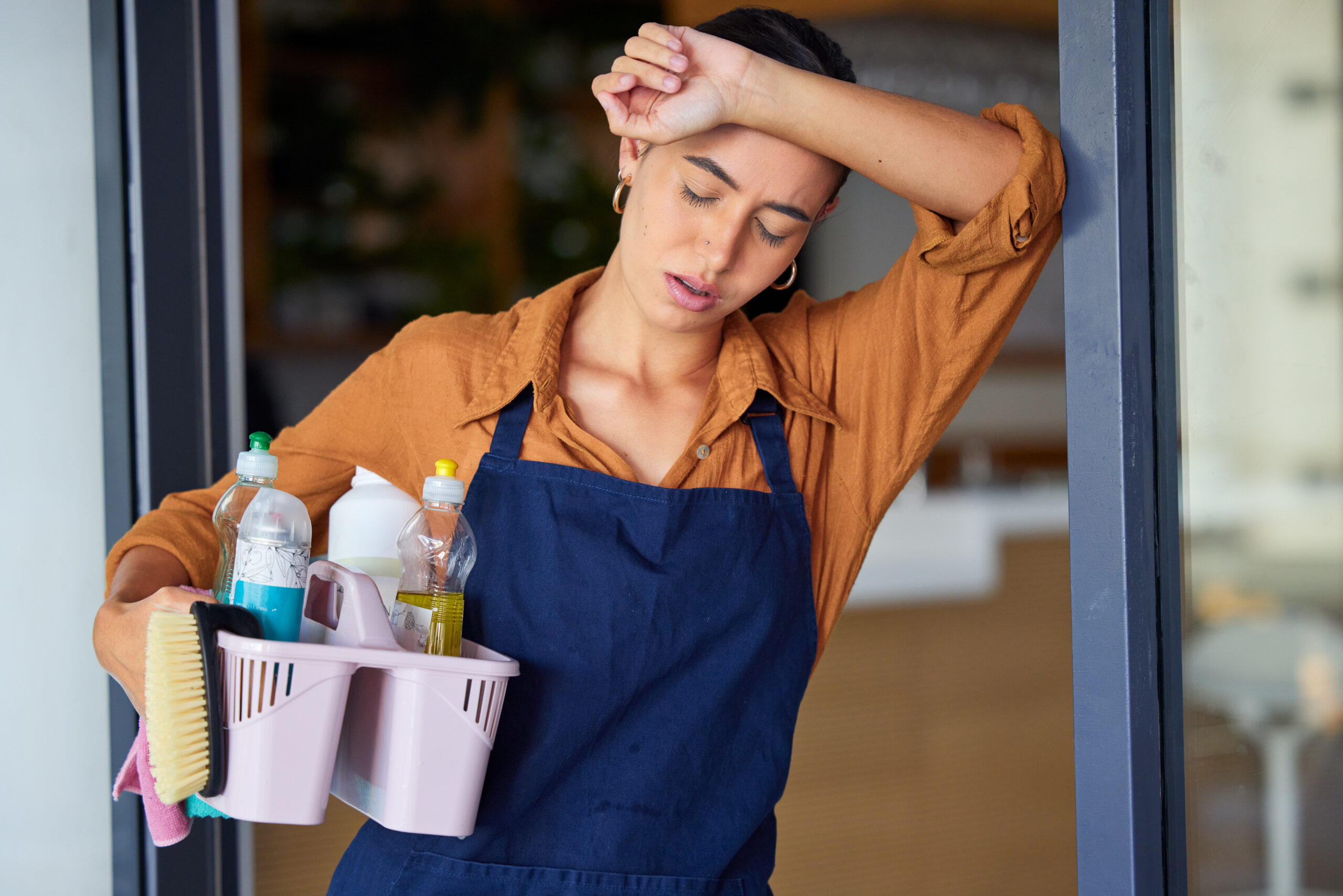 How Much Is a Maid Cleaning Service?