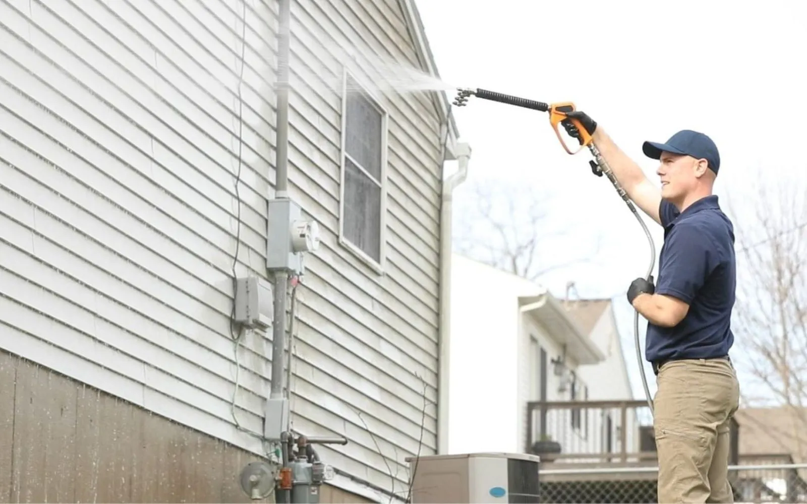 How to Clean Algae off House Siding?