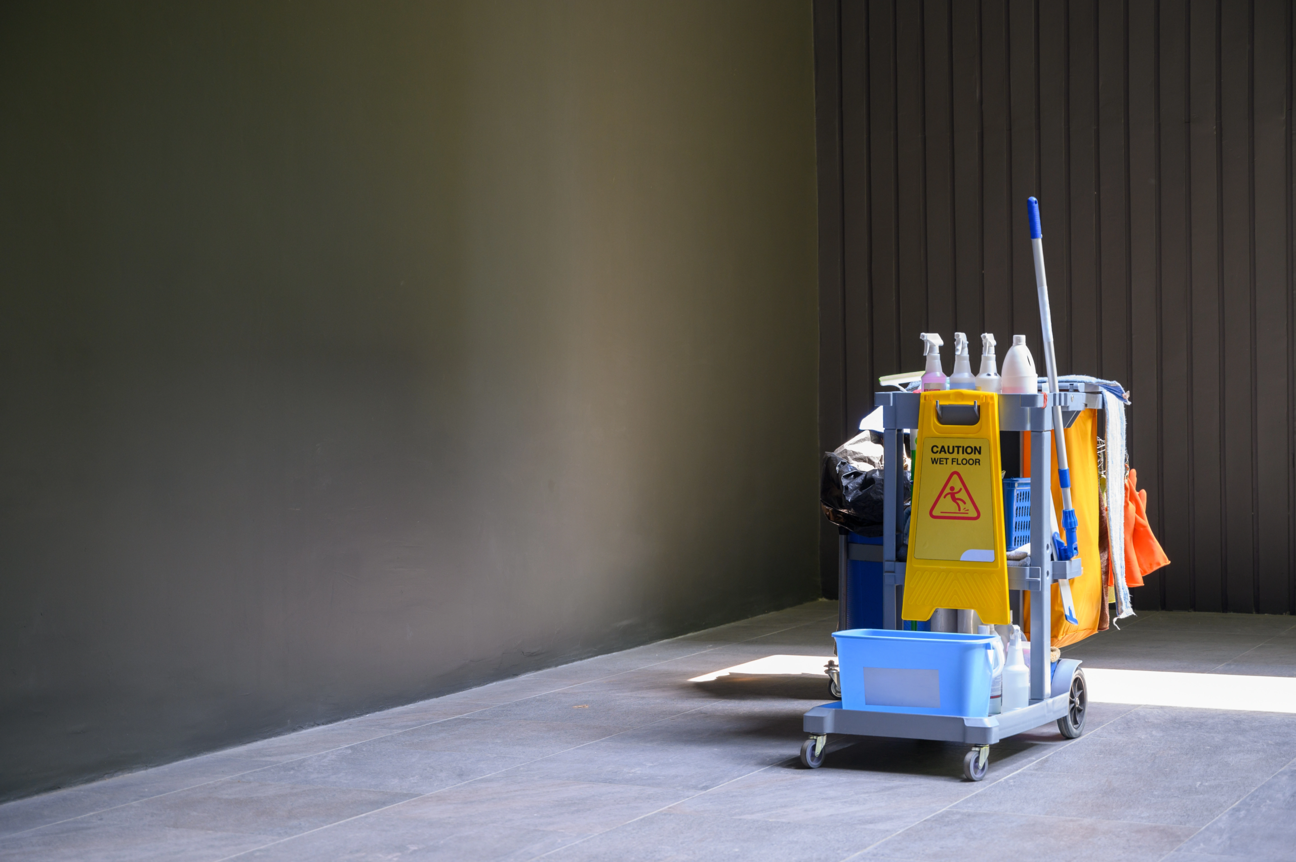 How Much to Charge for Office Cleaning Services