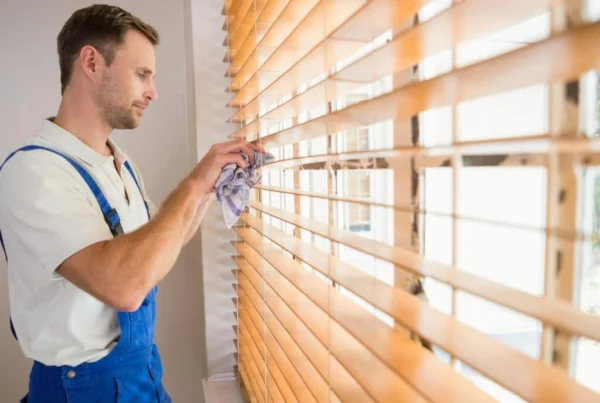 How to Remove Window Blinds for Cleaning