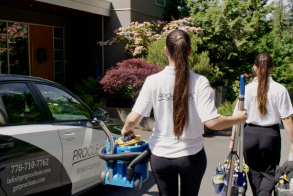 house cleaning Vancouver service team